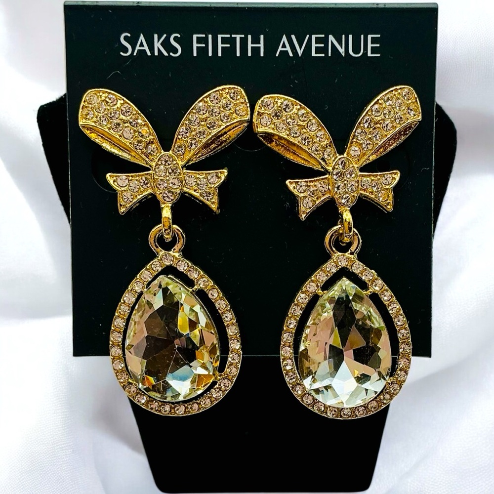 Saks Fifth Avenue Gold Plated & Clear Crystal Bow Knot Teardrop Costume Jewelry - Picture 2 of 4